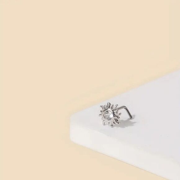 WHITE GOLD DIAMOND SUNFLOWER SUN L ROD NOSE RING - Picture 2 of 3